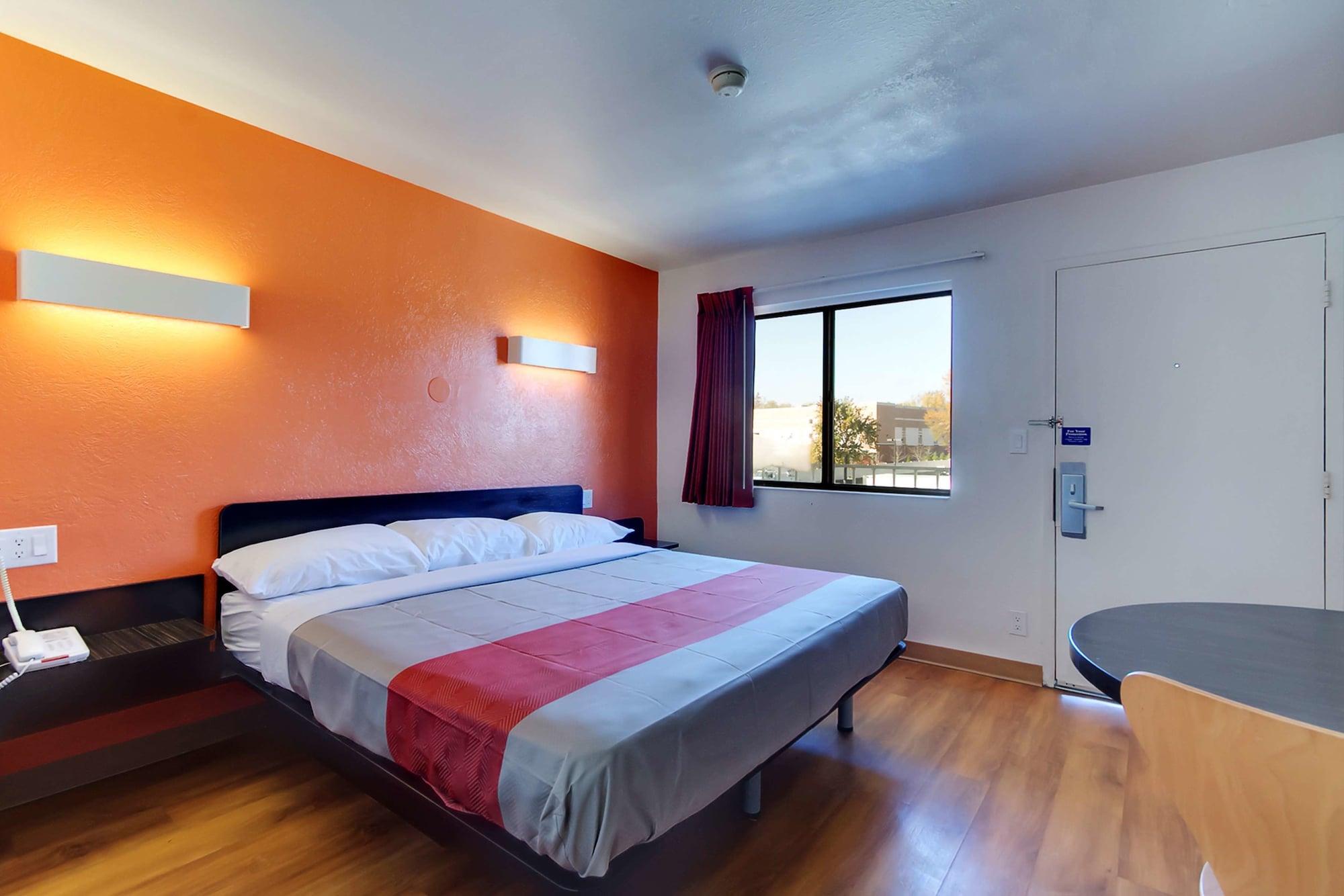 Motel 6-Capitol Heights, Md - Washington 라르고 외부 사진